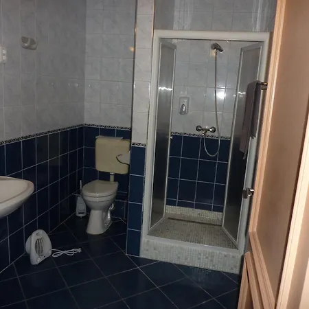 Party Panzio Отель типа 